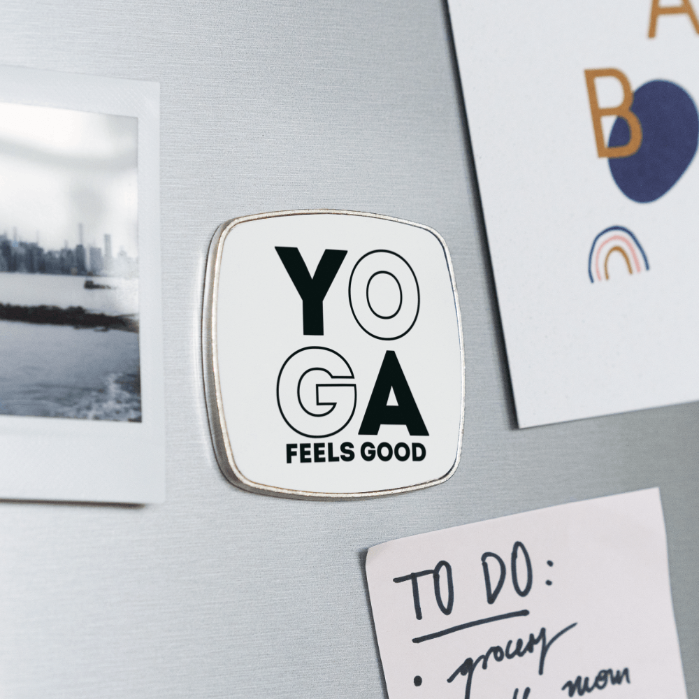 Yoga Feels Good - Kühlschrankmagnet - weiß